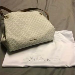 Micheal Kor Satchel